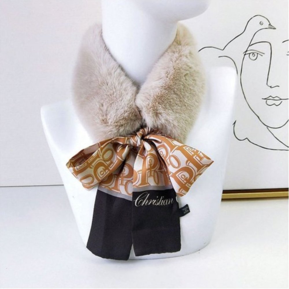 NEW Elegant Faux Fur Scarf - Picture 16 of 16